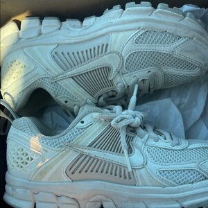 Nike Cream Mesh Sneakers